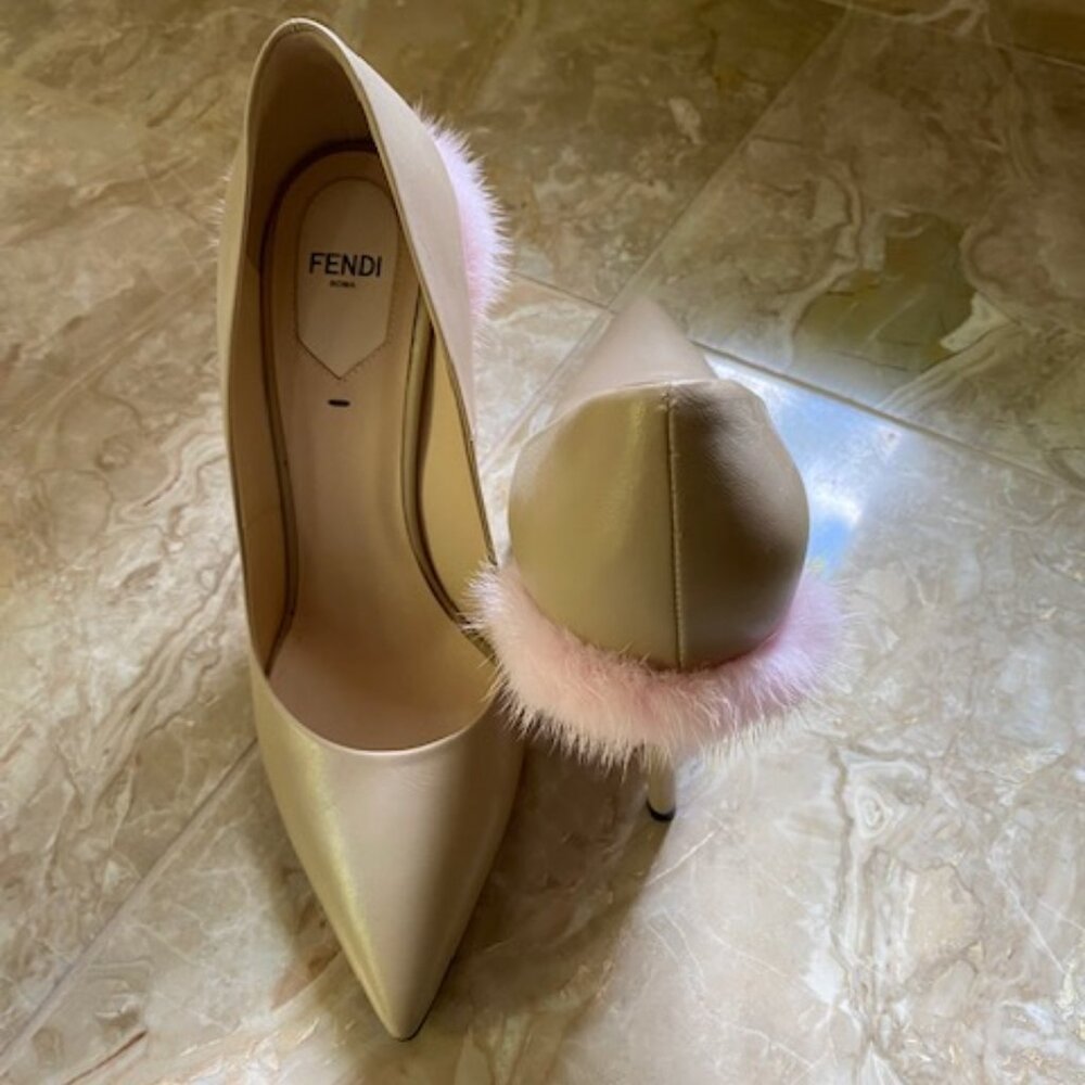 Authentic Rare FENDI Mink Trim Fur Heels Shoes